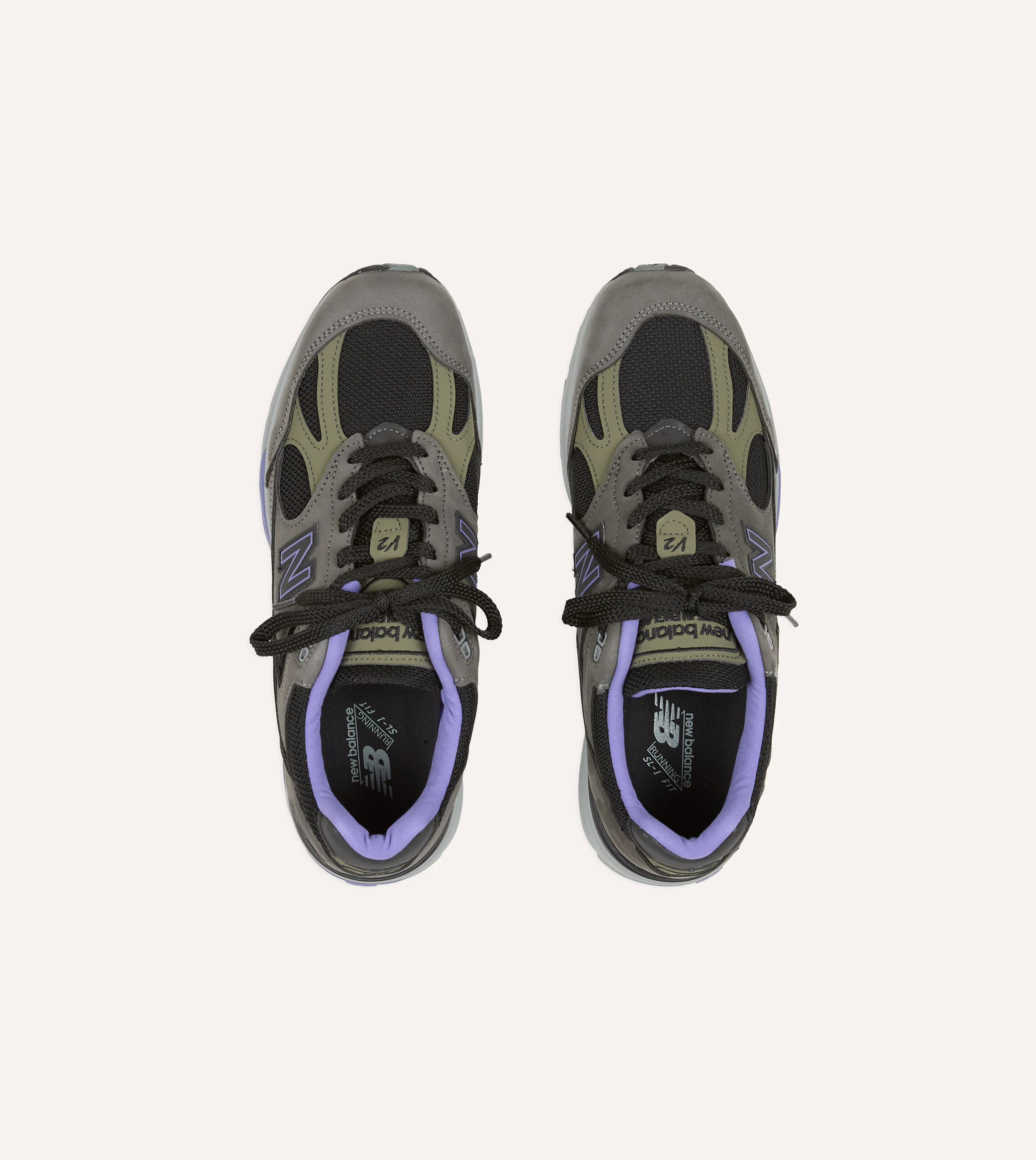 New Balance ‘Iconic Influences’ Magnet Black Made in UK 991v2 Trainers - Image 4